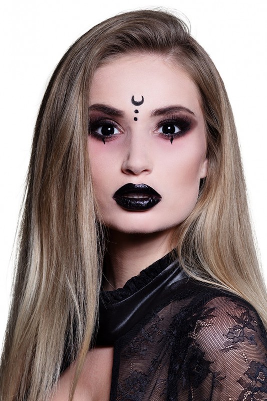 Weeklenzen Black witch