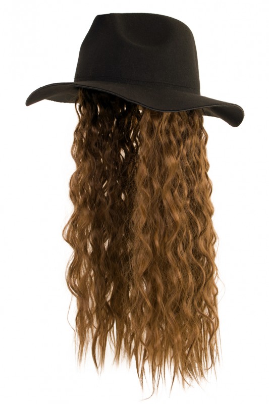 Zwarte hoed met bruine haren