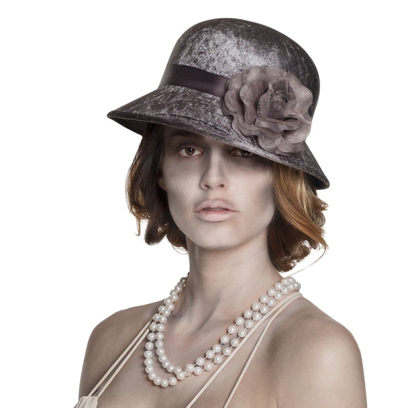 St. Hoed Ghost flapper