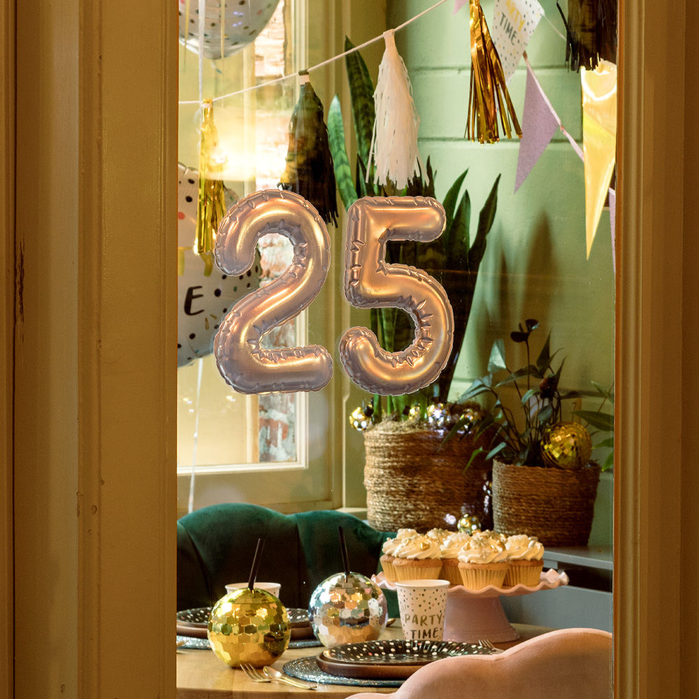 Folieballonsticker '6' zilver (20 cm)