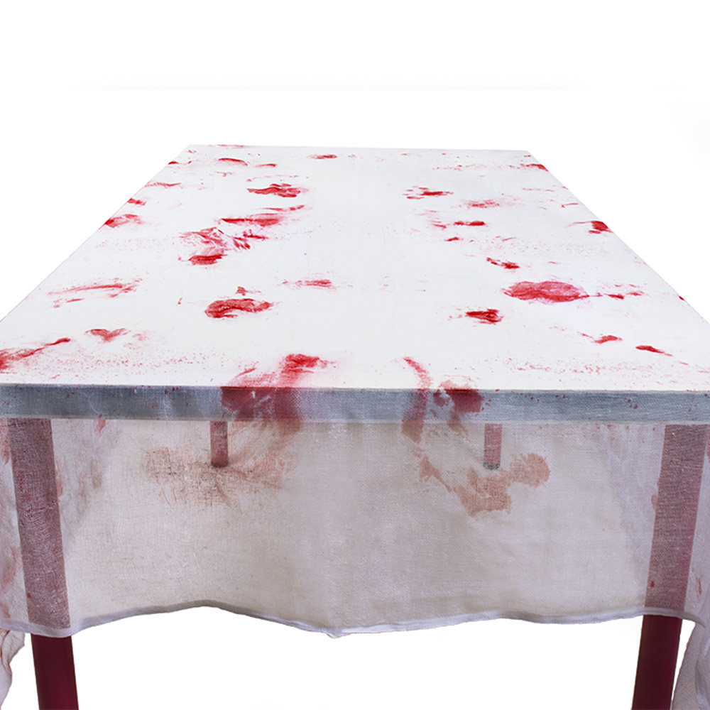 St. Polyester tafelkleed Bloody de luxe (150 x 180 cm)