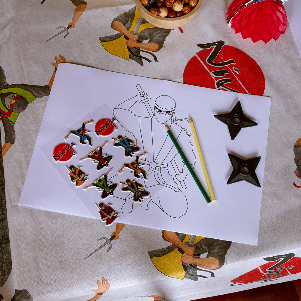 Set 4 stickervellen Ninja (15 x 20 cm)