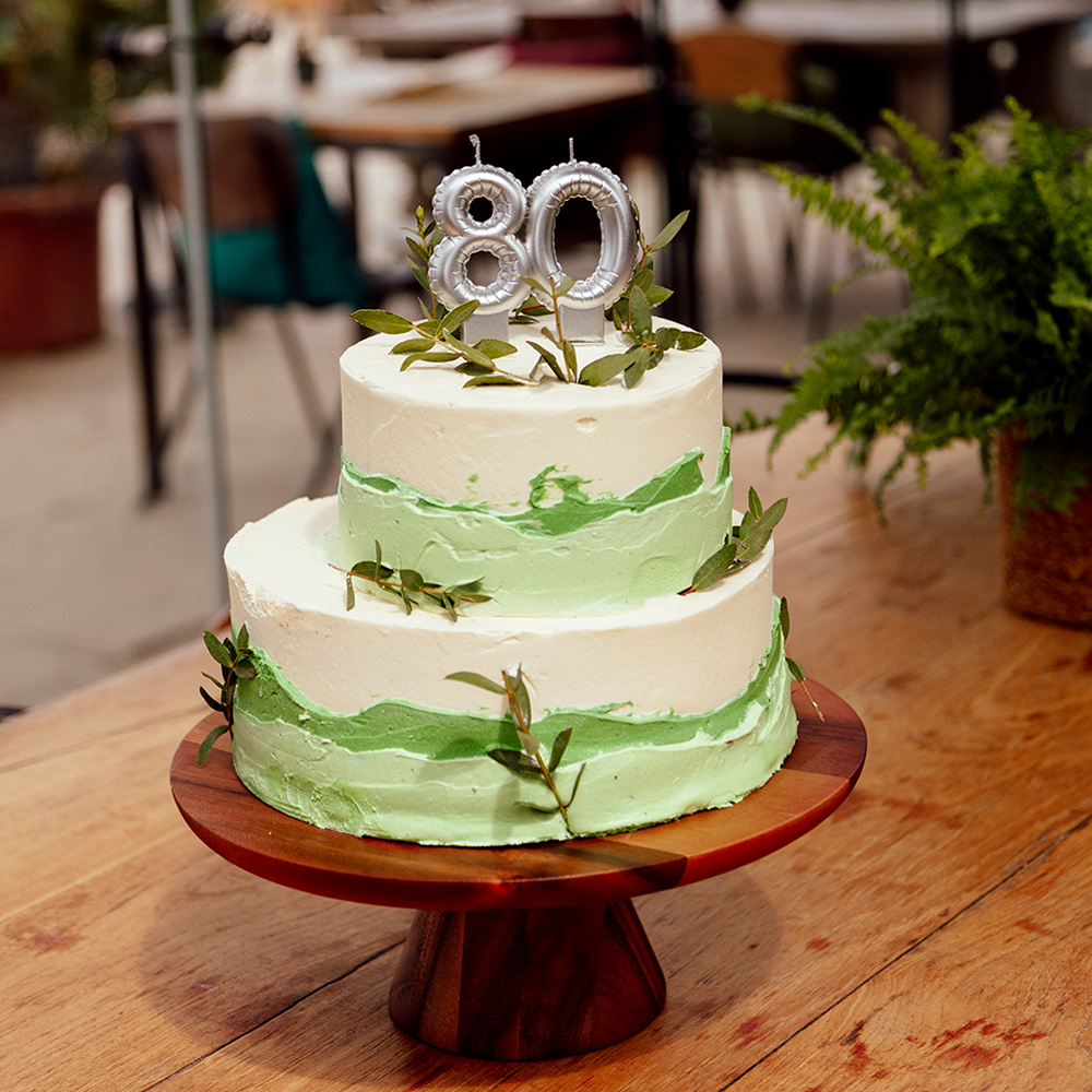 Kaarsje cijfer '7' zilver met houder