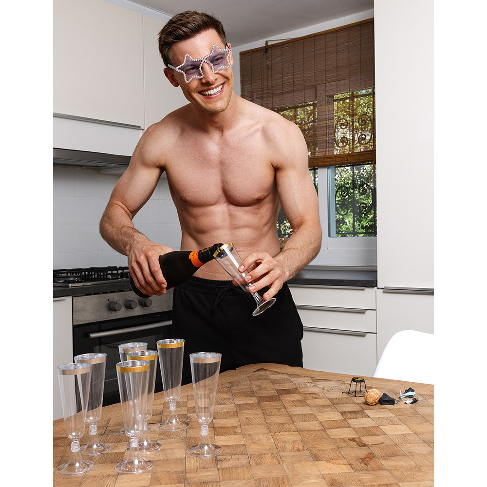 Set 4 sparkling plastic flutes goud (14 cl)