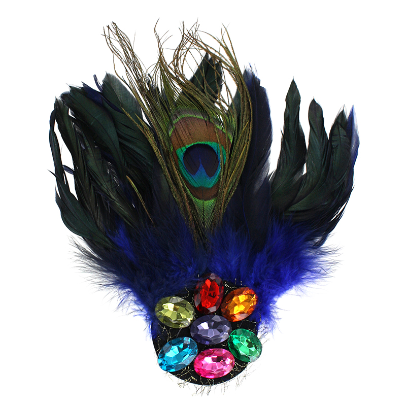 Pauwveren met stenen