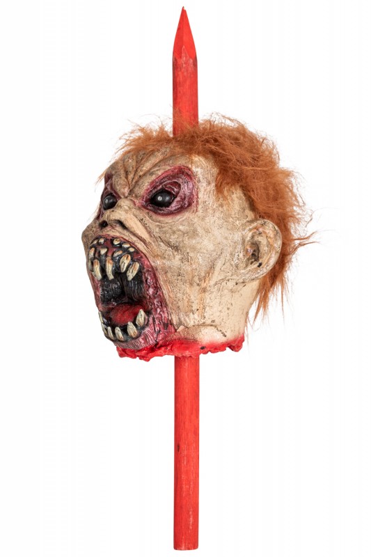 Zombie hoofd op staak