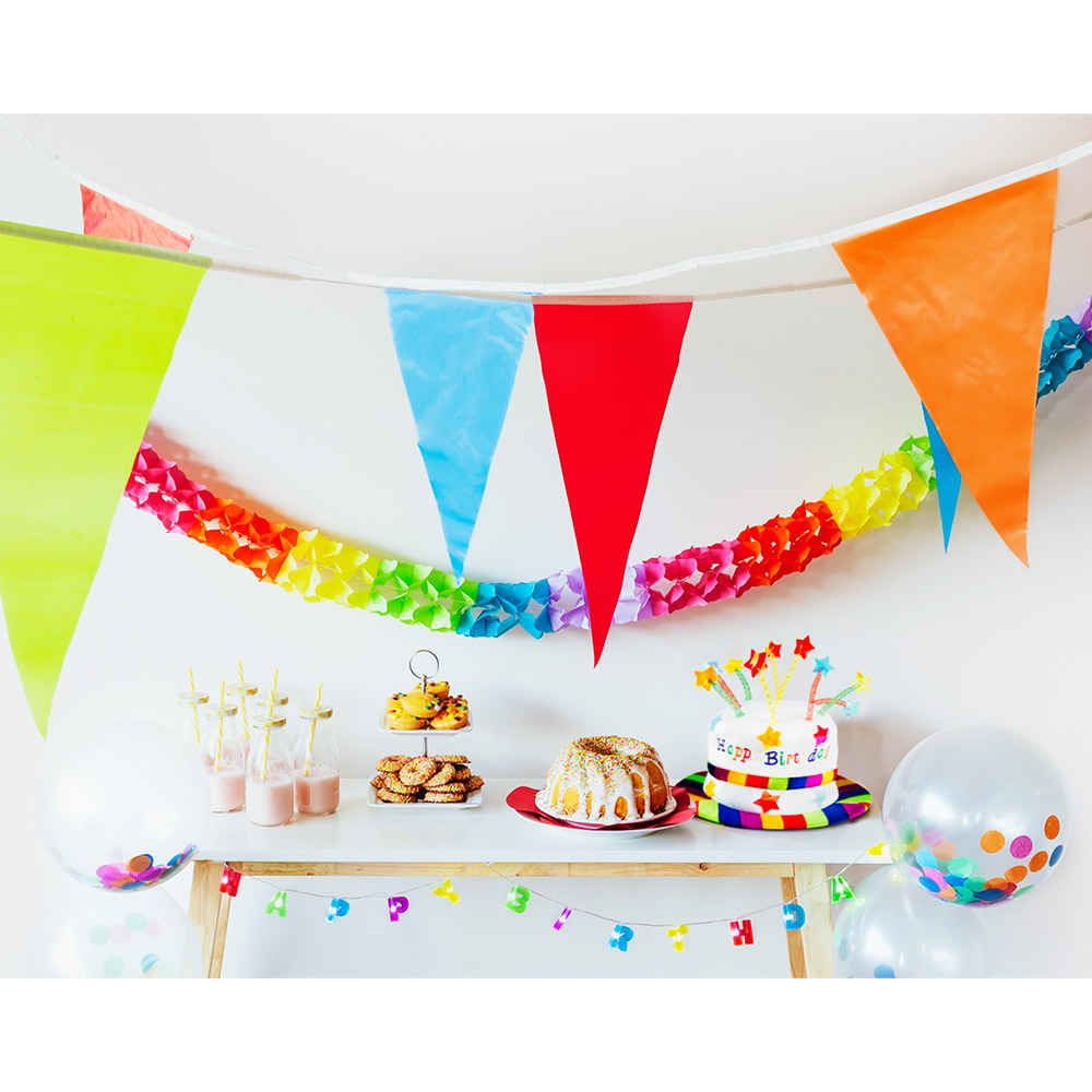 Hoed Rainbow cake 'Happy birthday'