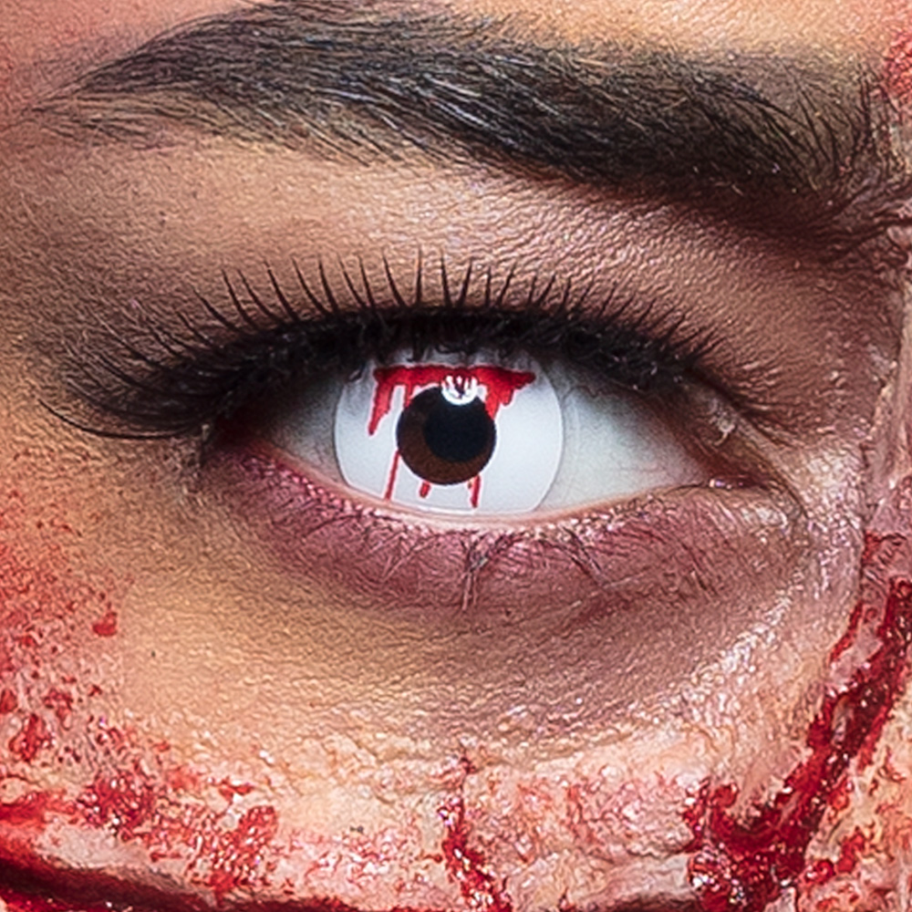 Paar weeklenzen Bloody nurse
