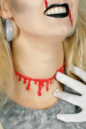 Ketting met bloed