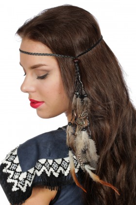 Haarband gevlochten met veren